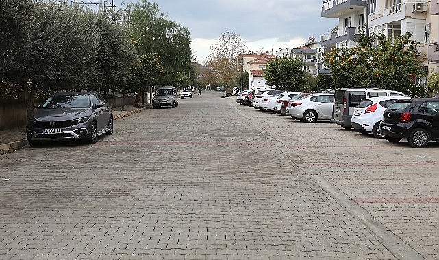 Öz kaynaklarla gerçekleştirilen altyapı için cumhuriyet mahallesi'nden Filiz Başkan'a teşekkür