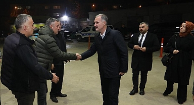 Protokol Yeni Yıla Mesaide Girdi