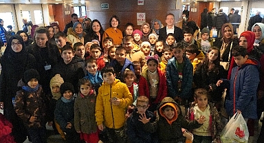 Şehir Hatları 100 Çocuğu Denizle Buluşturdu