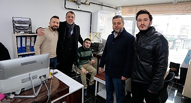 AK Parti Milletvekili Özgün ve Belediye Başkan Adayı Savran esnaf turunda