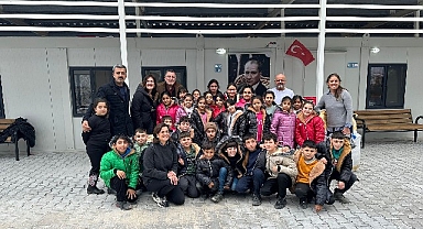 Akut Vakfı'nın Hatay'daki okullarında dayanışma sürüyor