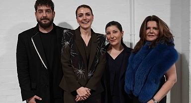 Barrus Londra Moda Haftası'nda