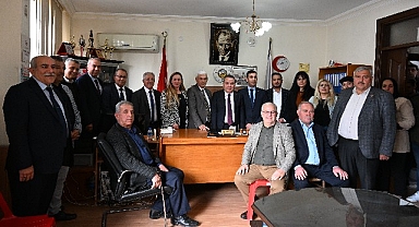 Başkan Böcek muhtarlarla bir araya geldi