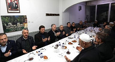Bereket Sofrası Göçmen Camiinde Kuruldu