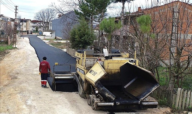 Çeltikçide Bağlantı Yolları Asfaltla Kaplandı