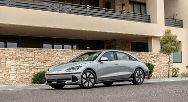 Hyundai IONIQ 6 Yepyeni Donanım Seviyesiyle İddiasını Artırıyor.