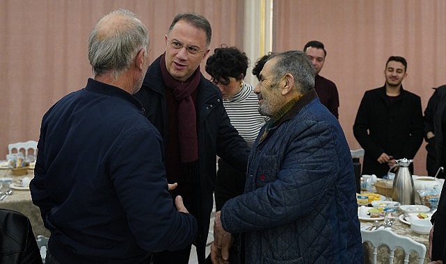 Beylikdüzü Belediye Başkanı Mehmet Murat Çalık, Ramazan Ayının İlk Sahurunu Komşularıyla Yaptı