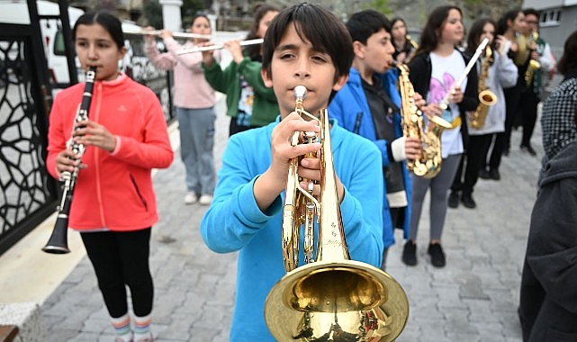 Geleceğin müzisyenleri İstiklal Marşı'mızı seslendirdi
