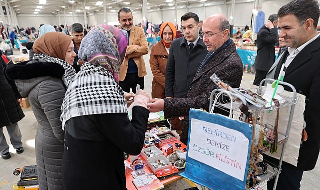 · Selçuklu Belediye Başkanı Ahmet Pekyatırmacı her ayın ilk Çarşamba günü kurulan 2. El Pazarı’nı ziyaret ederek stantları gezdi