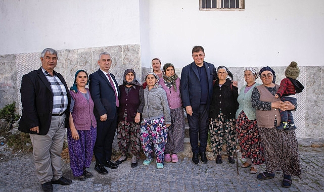 Başkan Tugay Bergama'da köylülerle buluştu