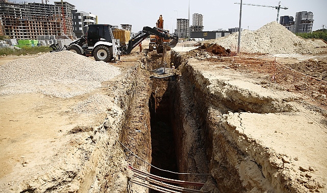 Antalya Büyükşehir Belediyesi'ndenAltıntaş'ta alt yapı seferberliği