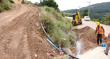 ASAT Kumluca'nın kırsal mahallelerinde içme suyu hatlarını yeniliyor