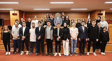 Başkan Mutlu, Bayrampaşa Gençlik Meclisi üyeleriyle buluştu