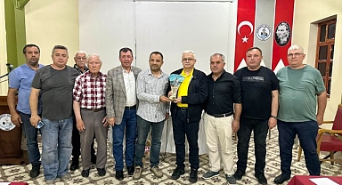 Burhaniye Hüsnü Pazarbaşı Kültür Merkezi, Türkiye Devecilik Kültürü ve Deve Güreşleri Federasyonu'nun (DEGÜF) önemli toplantısına ev sahipliği yaptı