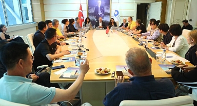 Çin heyetinden Antalya Büyükşehir Belediyesi'ne ziyaret