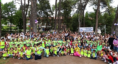 Dokuz Eylül Üniversitesi’nde (DEÜ), ‘Çocuk Oyunları Şenliği' düzenlendi