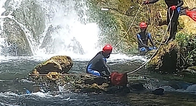Düden Şelalesi temizleniyor