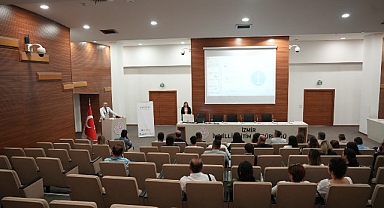 İzmir İl Milli Eğitim Müdürlüğü’nün yürüttüğü ‘DeThink’ projesi kapsamında oluşturulan teknoloji destekli platform, ortaokul öğretmenlerinin kullanımına sunuldu