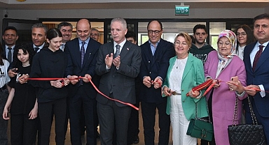 Kadıköy Anadolu Lisesi Kütüphanesi, Kayalar Ailesi Desteğiyle Yenilendi