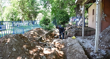 Kadıköy Belediyesi, Fenerbahçe Parkı’nda bulunan Osmanlı dönemine ait olduğu bilinen yaklaşık 600 yıllık Fener Köşkü Hamamı’nın restorasyonu için çalışmalara başladı