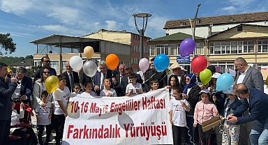 Kandıra Belediye başkanı Erol Ölmez 10 – 16 Mayıs Engelliler Haftası münasebetiyle düzenlenen Farkındalık Yürüyüşüne katılarak engelliler için yürüdü