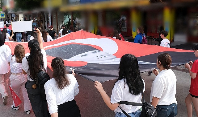 Kemer'de 19 Mayıs coşkusu