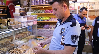 Konak’ta işyerlerine hem denetim hem bilgilendirme