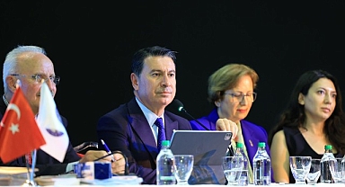 Muğla Büyükşehir Belediye Başkanı Ahmet Aras Kıyı Ege Belediyeler Birliği’nin yeni başkanı oldu