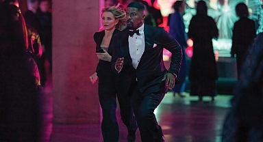 Netflix, başrollerinde Jamie Foxx ve Cameron Diaz’a yer veren Back in Action’ın yayın tarihini filmden ilk görsellerle paylaştı