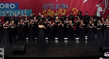 Nilüfer Çoksesli Koro festivale iki ödülle damga vurdu