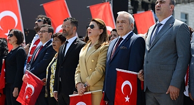 Nilüfer’de 19 Mayıs kutlamaları çelenk töreniyle başladı