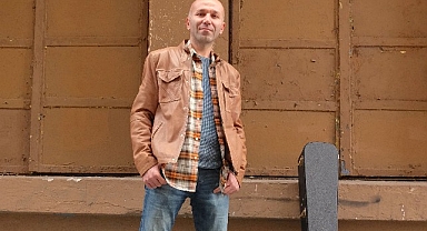 Özgür Aydın’dan 'Küçük Tatlı Anlar'a dikkat çeken bir albüm: Perfect Small Times