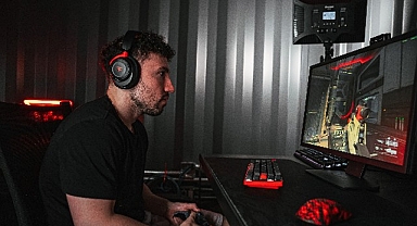 SteelSeries, FaZe Clan'ın En İyi Oyun Ekipmanlarını Sunar