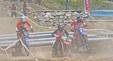 Türkiye Süper Enduro Şampiyonası’nın açılış ayağı yarışları İznik’te gerçekeşti