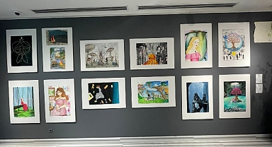 Uluslararası Çocuk ve Gençlik Sanat Bienali'nden 19 Mayıs Şöleni