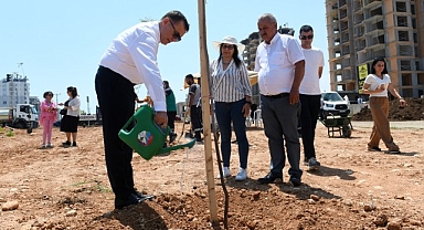 Yenişehir Belediyesi ağaçlandırma çalışmalarını sürdürüyor