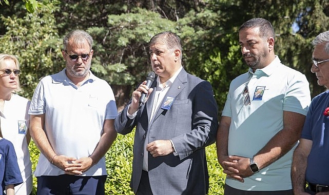 Ahmet Piriştina ölümünün 20'nci yılında kabri başında anıldı