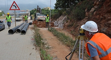 Antalya Büyükşehir Belediyesi'nden Oba Mahallesi'ne kanalizasyon hattı