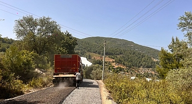  ASAT Gazipaşa'da bozulan yolları asfaltladı