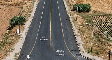 Aydın Büyükşehir Belediyesi, kent genelinde eş zamanlı olarak sürdürülen yol yapım çalışmalarına devam ediyor