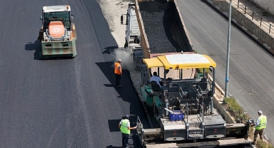 Aydın Büyükşehir Belediyesi, kent genelinde vatandaşlar için daha güvenli ve konforlu yollar oluşturmaya devam ediyor