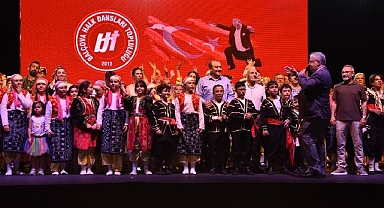 Balçova'da halk dansları gecesi