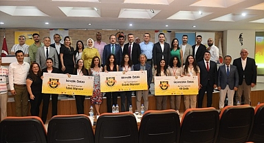 Başkan Özyiğit, Fikir Otobüsü Yarışması’nın jüri üyeliğini yaptı