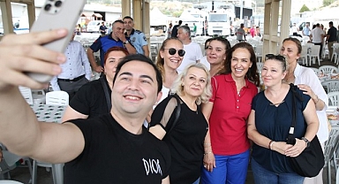 Başkan Ünsal ve yüzlerce emekçi bayram sofrasını paylaştı