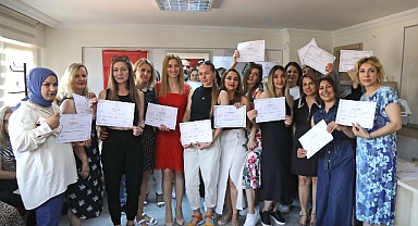 Çankaya Belediyesinin istihdama yönelik mesleki eğitim kursları, vatandaşlar tarafından büyük ilgi görüyor