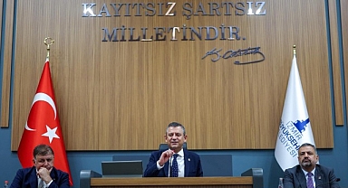 CHP Genel Başkanı Özel'den başkanlar zirvesi