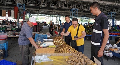 Edremit Belediyesi Zabıta Müdürlüğü denetimlerini aralıksız sürdürüyor