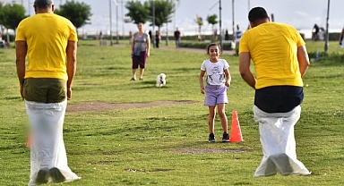 İzmir’de babalar ve çocuklar birlikte eğlendi