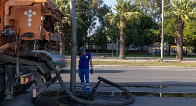 İzmir’in altyapı hatlarında temizlik seferberliği