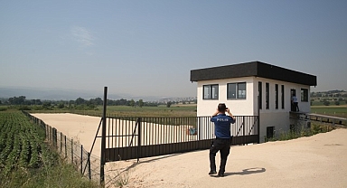 Kaçak yapı yerle bir edildi